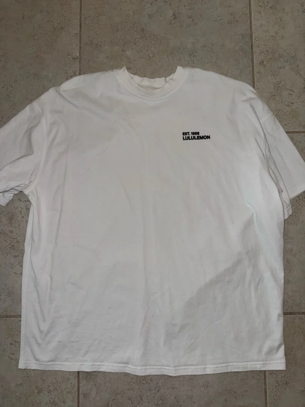 Lululemon graphic heavy T-shirt